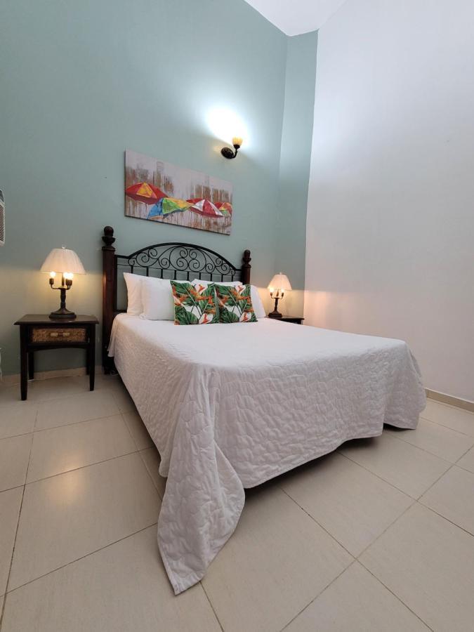 Hotel Class Colonial Saint-Domingue Chambre photo